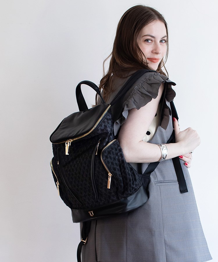 膨れジャガードリュック