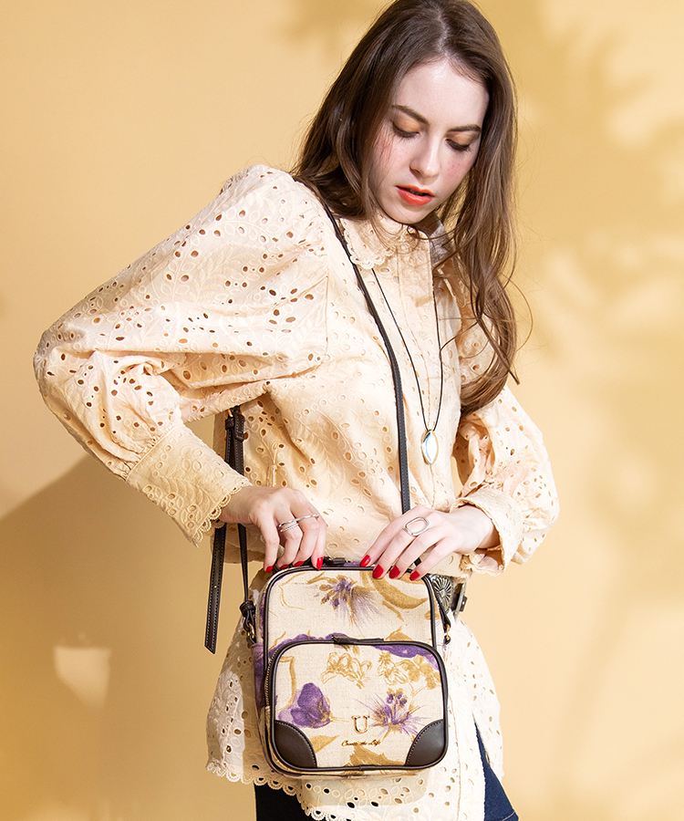 Boho Viola Multi-poche【ボホ・ヴィオラ　ムルティポッシュ】ショルダーバッグ