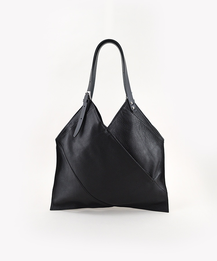 【本革】ベルトショルダーサンカクトートバッグ／日本製