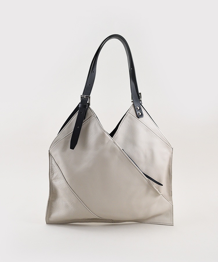 【本革】ベルトショルダーサンカクトートバッグ／日本製