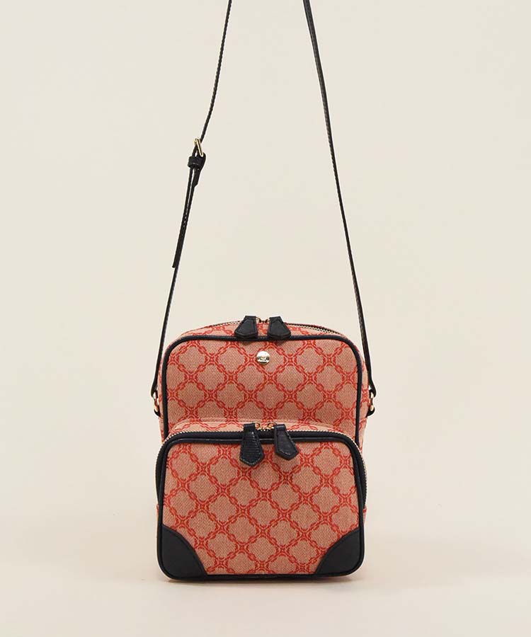 Multi poche【ムルティ ポッシュ】ジャガードショルダーバッグ